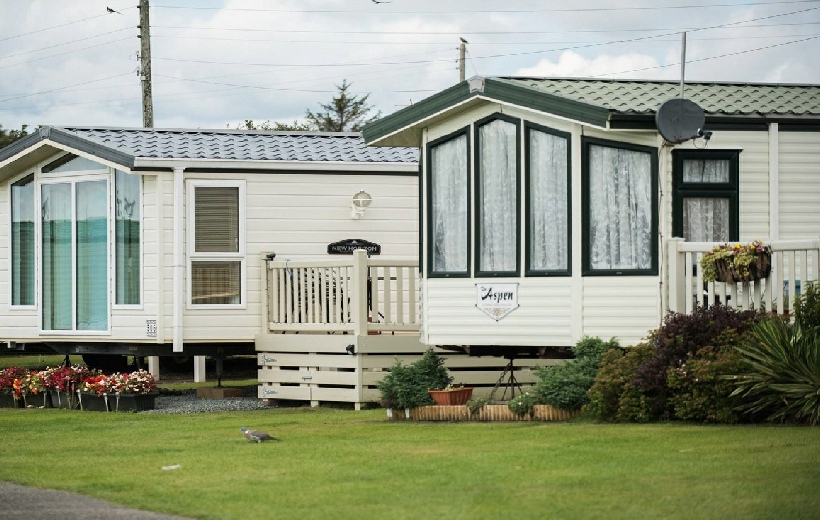 Lyons Caerelwan Caravan Park1